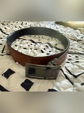 Source Unknown Men's Brown Reversible Belt with Silver Buckle